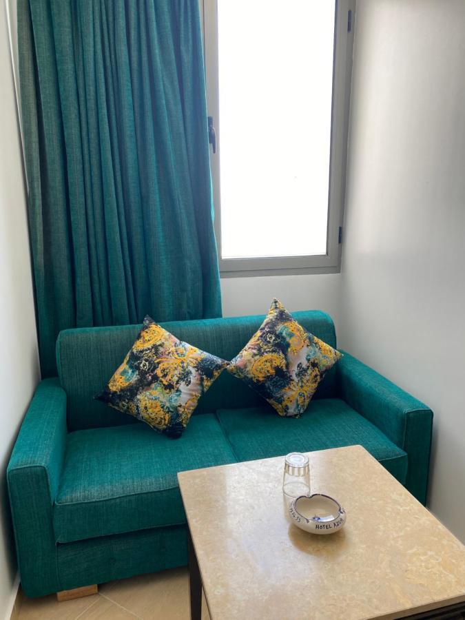 Single Room,1307456647:JPEG