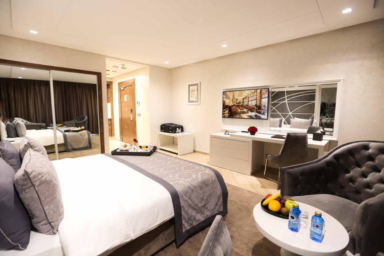 Standard Privilege Suite balcony
