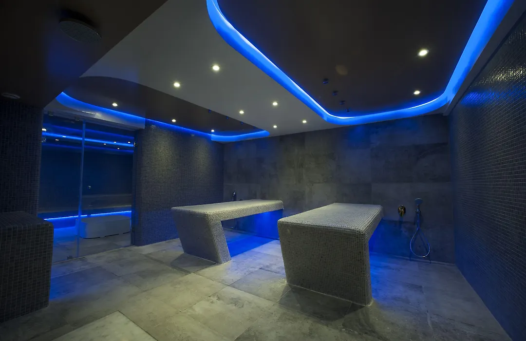Ocean Park Hotel, Premium Suites & Wellness-1